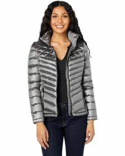 Calvin Klein Coats & Outerwear Short Diamond Quilted Packable